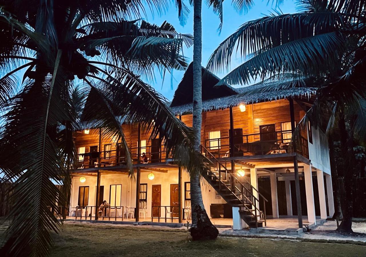 Siargao Sunflower Suites General Luna  Exterior foto