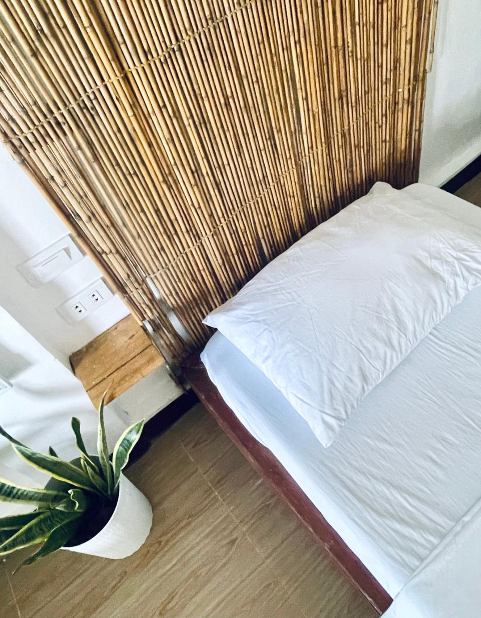 Siargao Sunflower Suites General Luna  Exterior foto